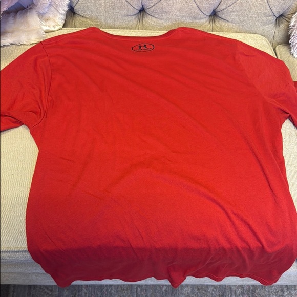 Under Armour Graphic Tees - Black and Red - Picture 13 of 13